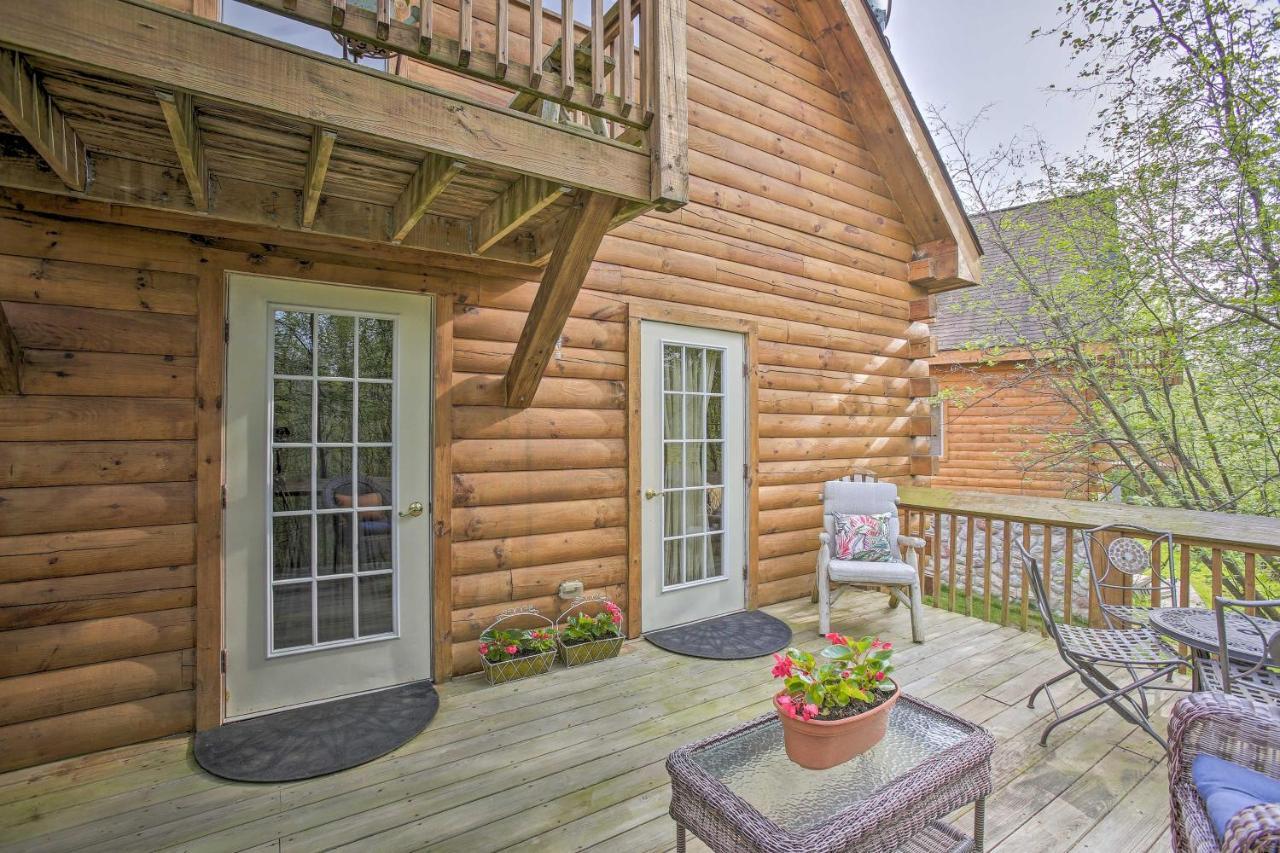 Resort Cabin With Fire Pit Golf, Hike And Play! Rothbury Bagian luar foto